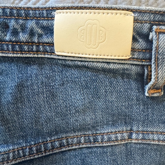 Denim Ruffle Hem Women Shorts - Picture 5 of 6